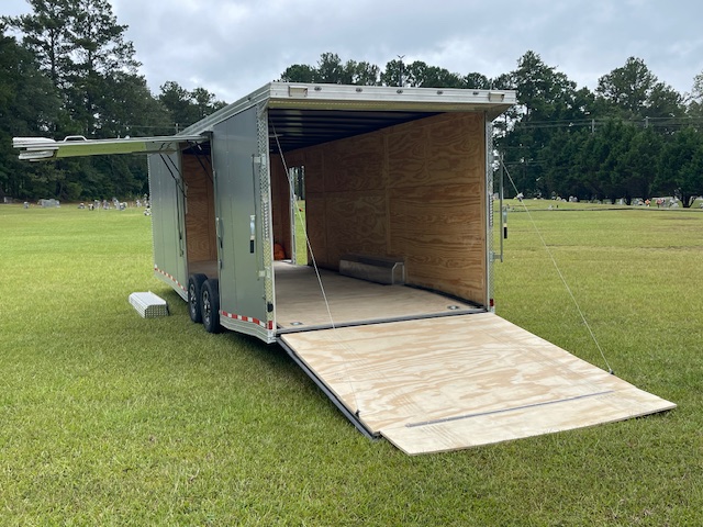 24' Enclosed Car Hauler Trailer thumbnail 3